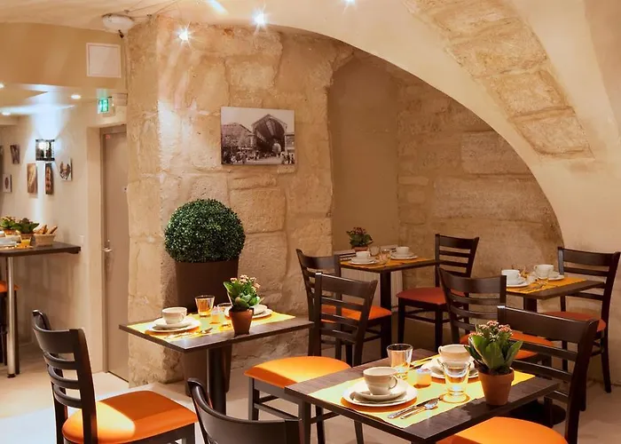 Hotel 85 Saint Honore París