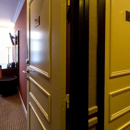 Hotel Saint Honoré Paris