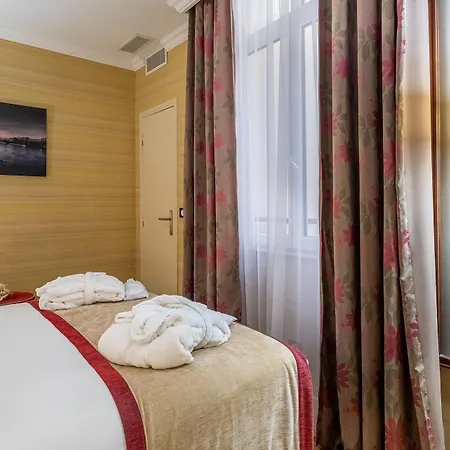 85 Saint Honore Hotel