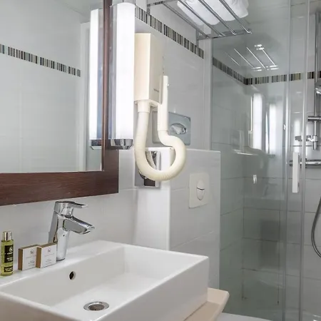 85 Saint Honore 3* París