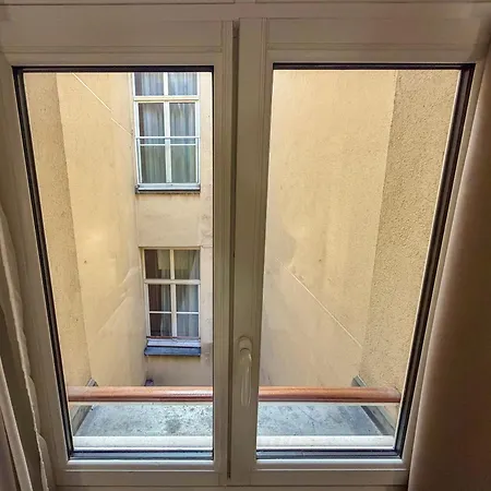 85 Saint Honore Hotel