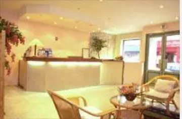 Отель 85 Saint Honore 3*