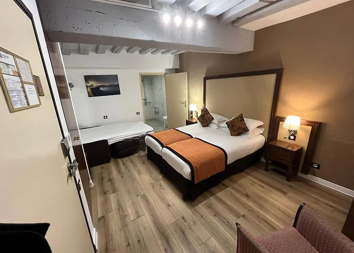 85 Saint Honore Szálloda 3*
