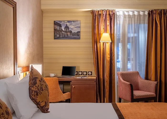 Отель 85 Saint Honore Париж