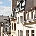 85 Saint Honore