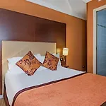 85 Saint Honore 3* Paris